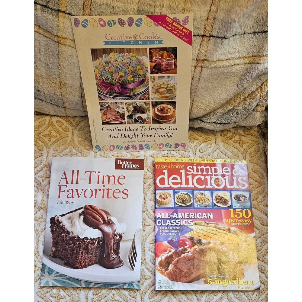 Vintage Cookbook Lot Better Homes Gardens Taste of Home Simple Delicious 3 Books